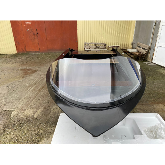 Лодка Киммерия 400R с лобовым стеклом (козырьком)