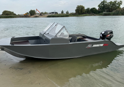 Лодка из Пнд Киммерия 440DC Серая