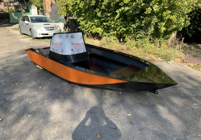 Лодка из Пнд Киммерия 400C Черная 