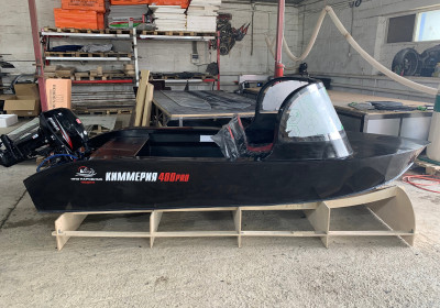 Лодка из Пнд Киммерия 400PRO Черная 